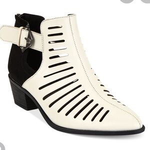 CIRCUS BY SAM EDELMAN Hayden Cut Out Booties - Sz. 6